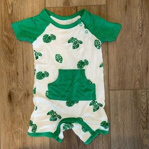 NWOT Kyte BABY Monstera Shortall - 6-12 months
